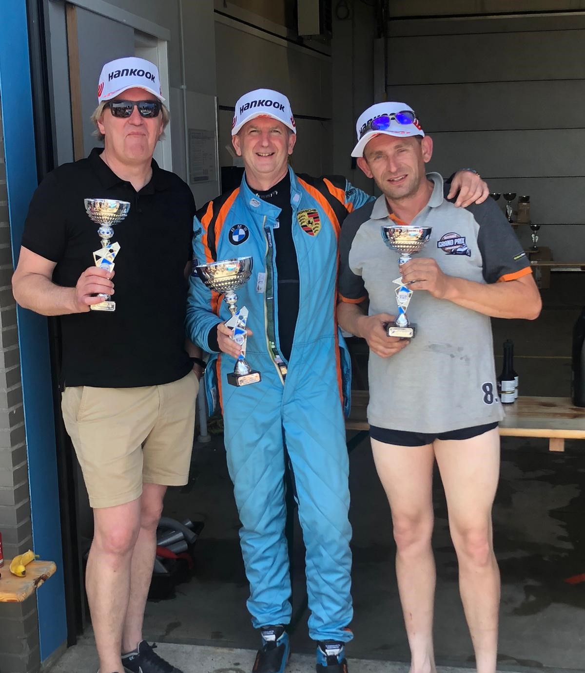 Groeten en veel liefs uit Assen