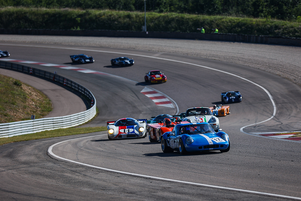 17 HATTON Benjamin (gbr), Chevron B8 1969, Proto 1 -2L, Classic Endurance Racing 1, action during the 2026 Grand Prix de l’age d’Or, 3rd round of the Le Mans Classic Series 2026, from June 04 to 07 in Circuit de Dijon Prenois, in Prenois, France - Photo Damien Doumergue / DPPI